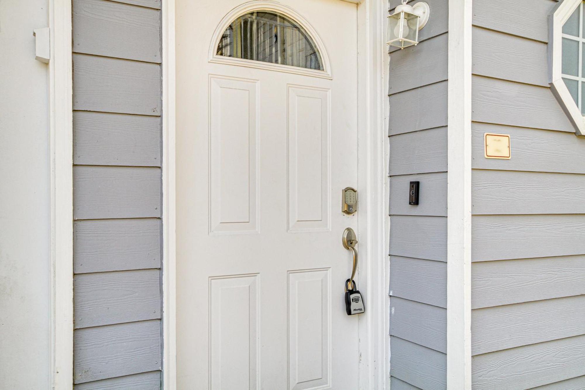 Airy Biloxi Condo With Patio Walk To Beach! ภายนอก รูปภาพ